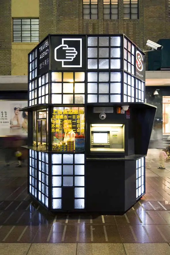 Shanghai Expo 2010 Pedestrian Kiosks