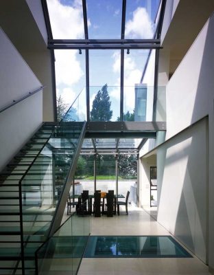 Sheldon Avenue House, Highgate stairs