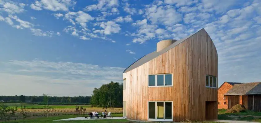Standard hOuse Poland: New Polish Home