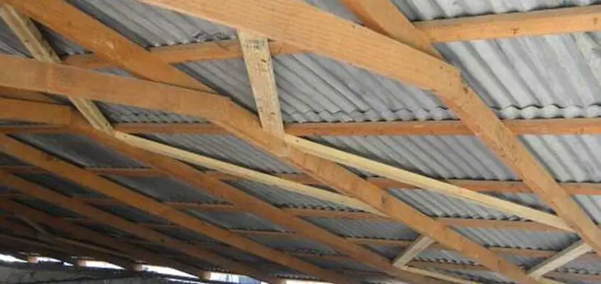 Haiti School Buildings: Earthquake Zone Design