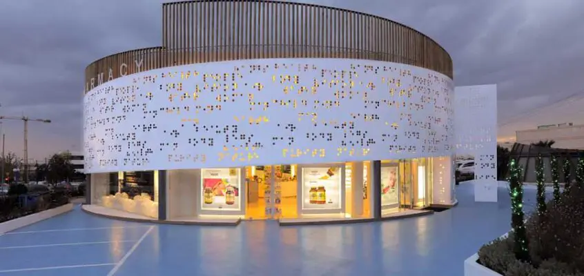 Placebo Pharmacy Glyfada Building, Athens