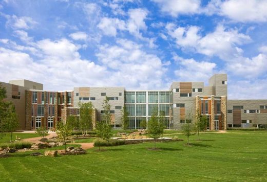 Chickasaw Nation Medical Center Ada building - Oklahoma Architecture