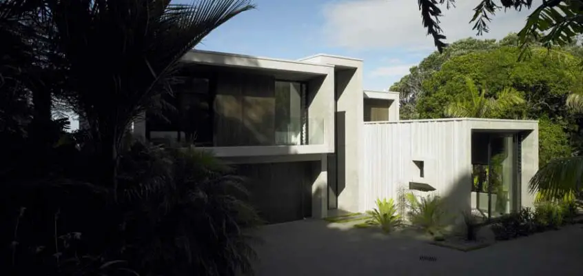 Karaka Bay House, Glendowie Property