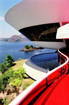 Museu d Arte Contemporanea de Niteroi building photo by Marcela Grassi Barcelona