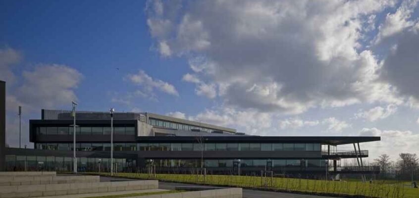 Kirk Balk Community College, Hoyland Building