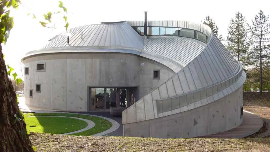 Maggie's Wales Cancer Centre Swansea by Kisho Kurokawa