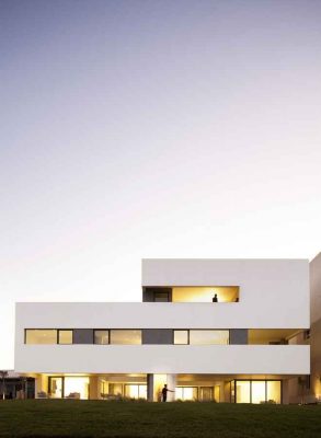 S Cube family chalet: Kuwait Beach houses