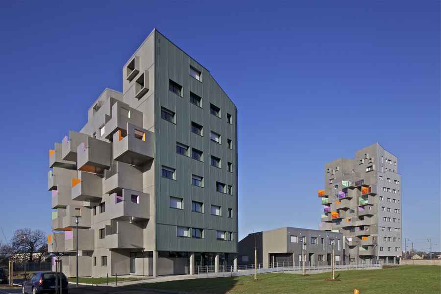 Housing Rennes Courrouze France