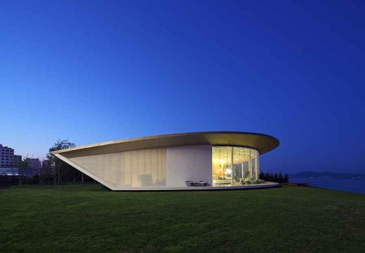 Weihai Pavilion, Chinese seaside building