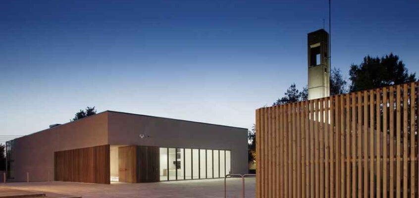 Ballyroan Parish Centre, Dublin Library