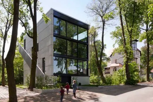 Haus Potsdam-Mittelmark by Peter Ruge Architekten