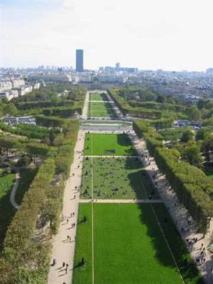 Paris Squares - Parisian Urban Landscapes
