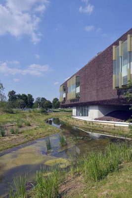 Marne-la-Vallée University Library Building