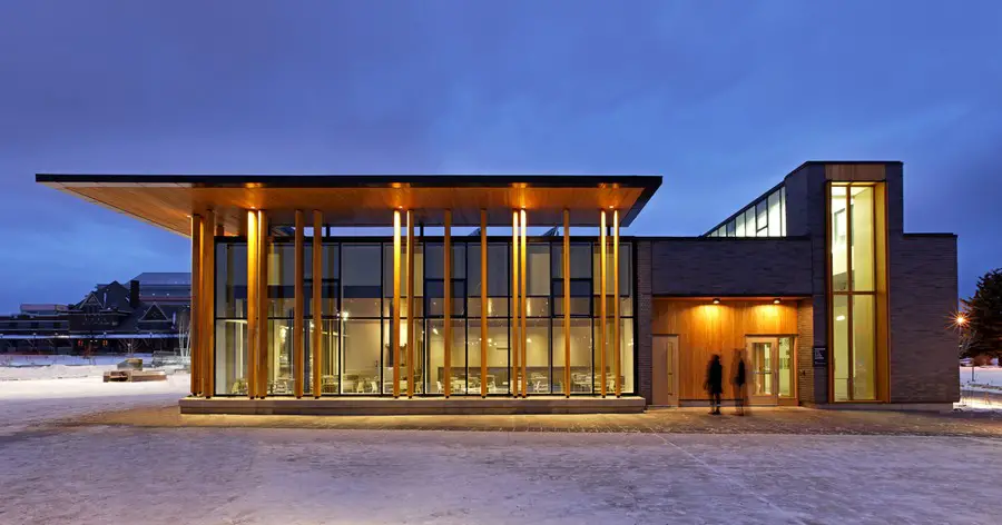 Prince Arthur’s Landing Thunder Bay by Brook McIlroy Architects