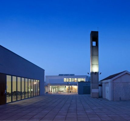 Ballyroan Library Dublin, Rathfarnham Building