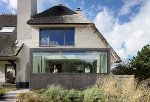 House in Noordwijk: Dutch Seaside Residence