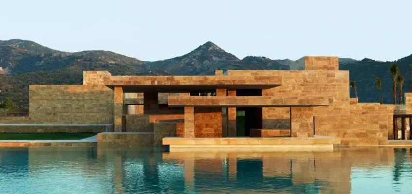 Yalikavak Marina Turkey Building