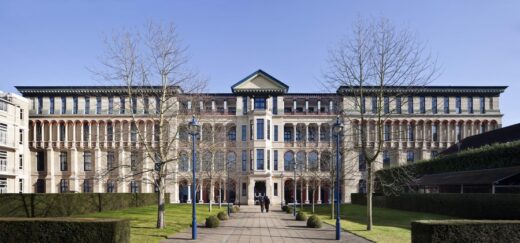 Cambridge Judge Business School facade