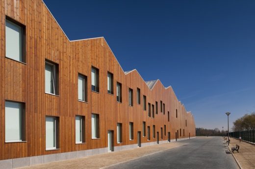 Mouriz School Center Portugal building