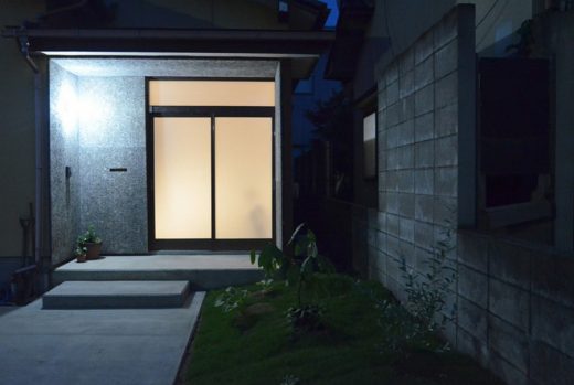 Small Atelier Ishikawa house entry