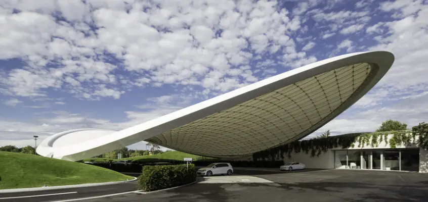 VW Autostadt Roof and Service Pavilion, Wolfsburg