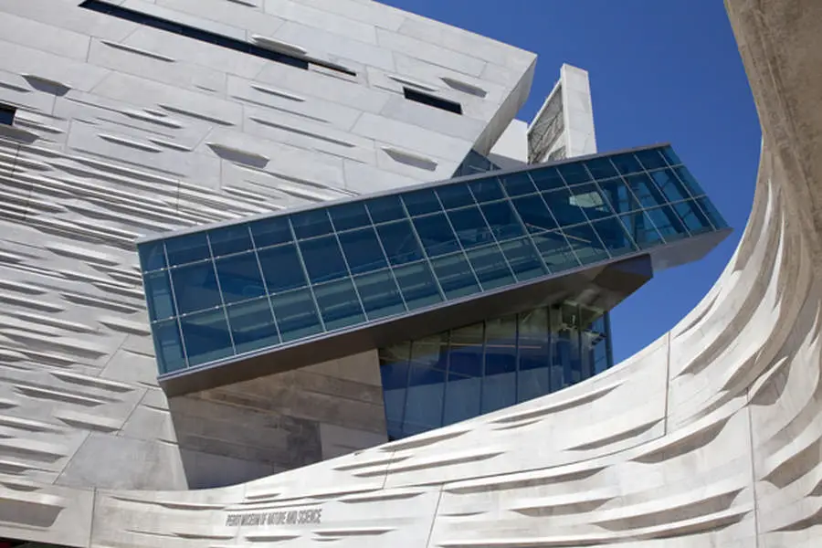 In an Architectural Journey Across the World — Dallas's Perot