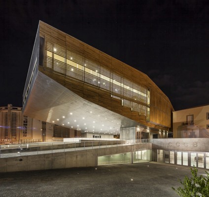 Cultural Center in Castelo Branco by Mateo Arquitectura Barcelona