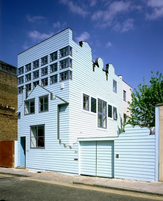 Blue House, London by Fashion Architecture Taste