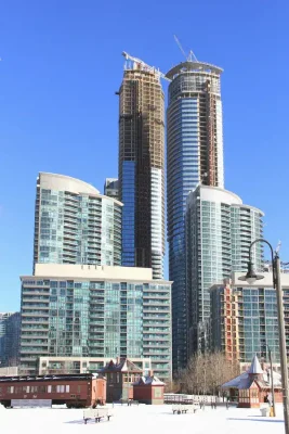 ÏCE II, 16 York Street, skyscraper in Toronto, Canada