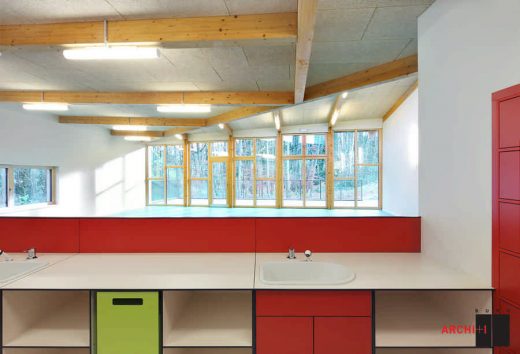 vNijvel Municipal Crèche Belgium interior