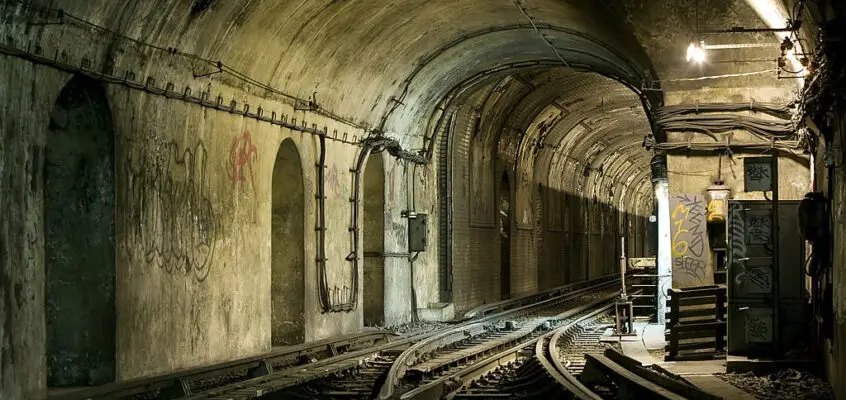 Paris Ghost Metro Stations, Underground Buildings