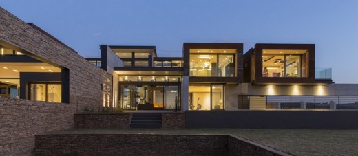 House Boz 1  design by Nico van der Meulen Architects