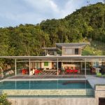 Naked House