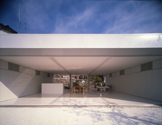 Nine-Square Grid House by Shigeru Ban Architect
