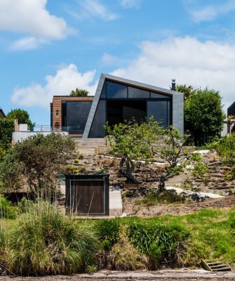 Auckland house design by Dorrington Architects & Associates