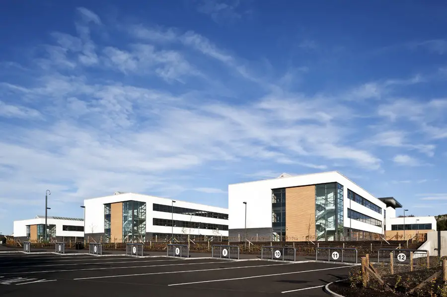 Auchmuty High School, Glenrothes 1