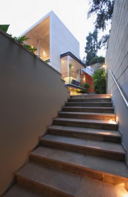 Peru home design by domenack arquitectos