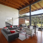 Contemporary Lima House by domenack arquitectos