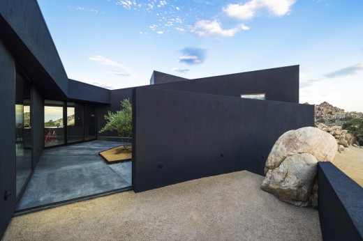 Black Desert House