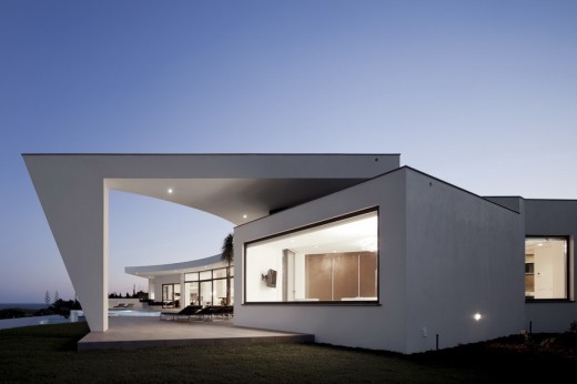 Portuguese residence design by Mario Martins Atelier: