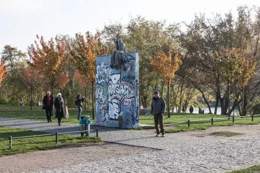 Manfred Kielnhofer Installation in Berlin, Germany