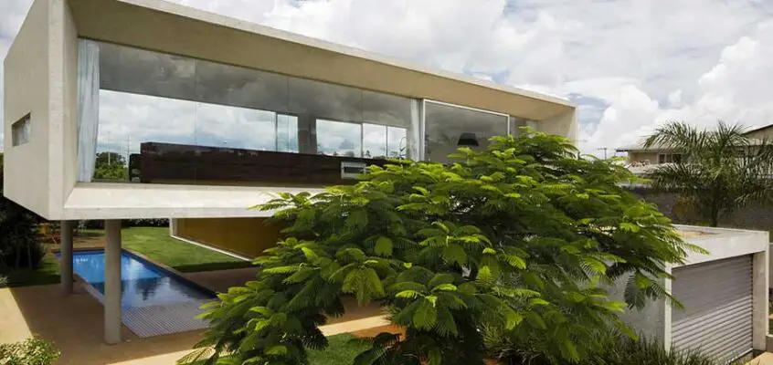 Brasilia Architecture Tours: Walking Guide