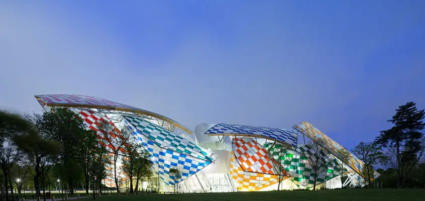 Paris Developments: Parisian Building Designs