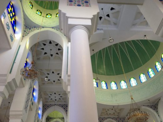 Kuantuan Mosque Building