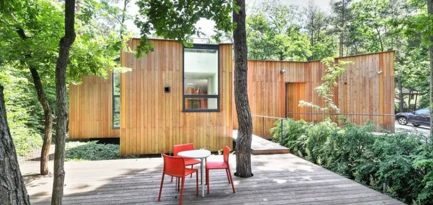 Podkowa Lesna Residence, Poland