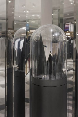 Selfridges Display System