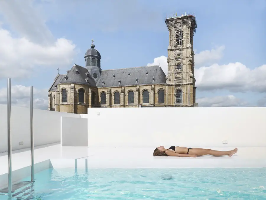 Swimming Pool in Belgium design by dmvA Architects