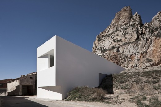 House on Mountainside Valencia 7