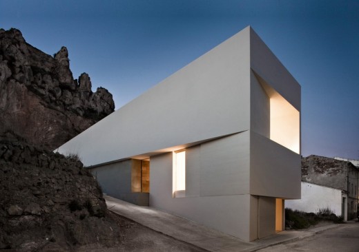 House on Mountainside Valencia 8