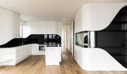 London Riverside Property by atmos